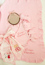 Load image into Gallery viewer, RUFFLE BLANKET l BLUSH PINK