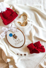 Load image into Gallery viewer, Fuzzy Bear with Balloon Baby Announcement