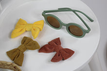 Load image into Gallery viewer, The Round Vintage Children's Sunnies