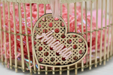 Load image into Gallery viewer, Valentine Basket Tag