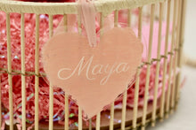 Load image into Gallery viewer, Valentine Basket Tag