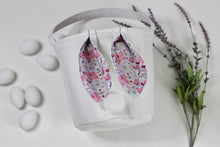 Load image into Gallery viewer, Personalized Easter Basket